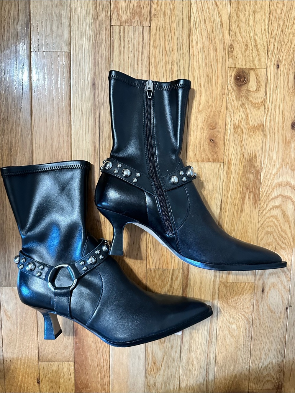 Dolce Vita Black Pointed-Toe Mid-Heel Ankle Boots with Studded Harness